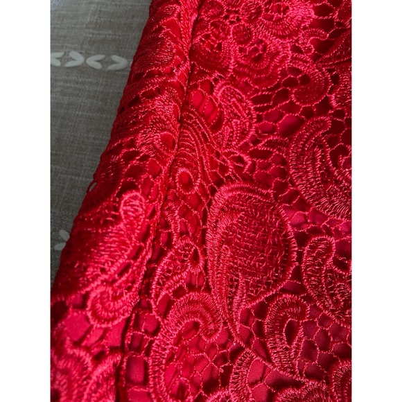 Red medium sleeves lace Cocktail Dress - Picture 6 of 8